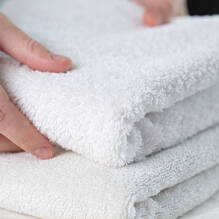 Location de serviettes de bain au Camping 4 Mori Family Village à Muravera Homair