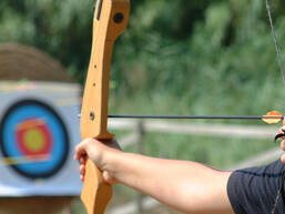 Archery Campsite Le Parc de Fierbois Sainte-Catherine-de-Fierbois Homair