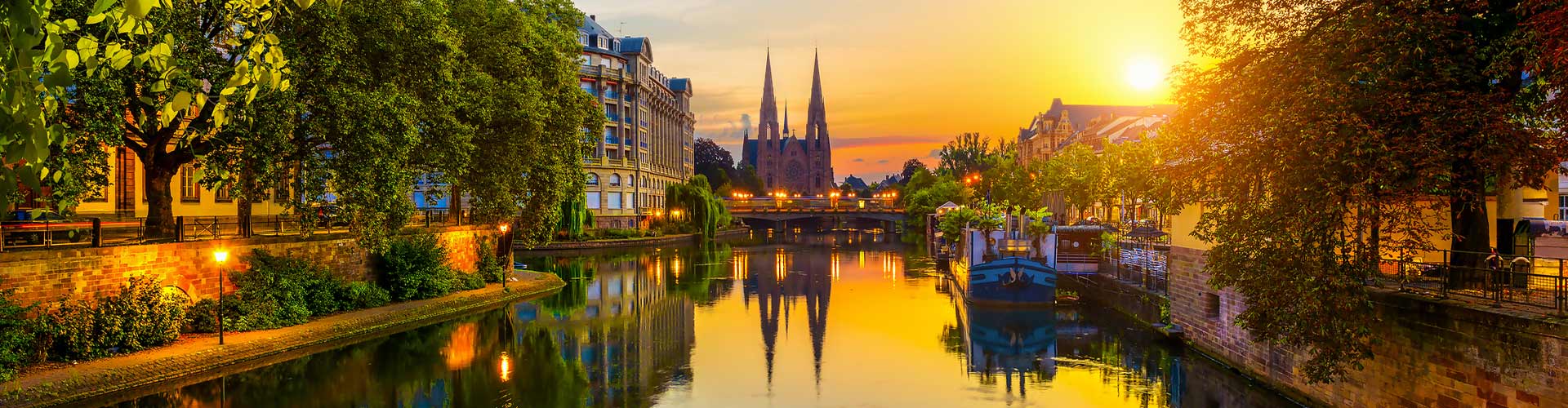 Cathédrale de Strasbourg au soleil couchant