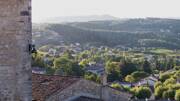 Vue sur l'Ardèche depuis le village médiéval de Joyeuse