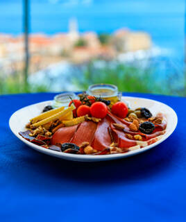 Taste Croatian culinary specialties Homair