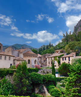 Le village de Saint Guilhem du Désert dans l'Hérault