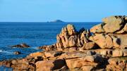 Paysage de la côte de Granit Rose