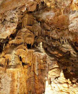 La Grotte Dargilan en Aveyron