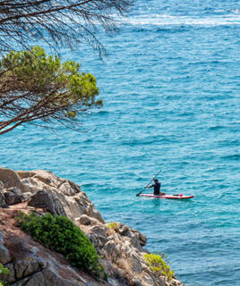 Disfrutar de las playas y los deportes acuáticos Homair