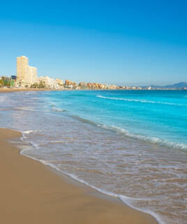 Bañarse y relajarse en la playa Homair