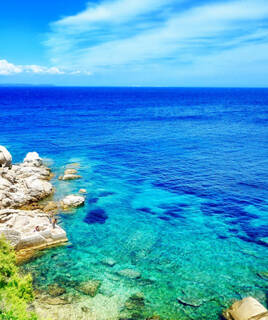 Explore a Territory of Fascinating Contrasts Homair