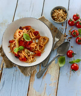 Die lokalen Spezialitäten genießen Homair