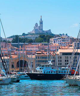 Die Städte in der Nähe von Cassis erkunden Homair