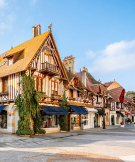 Laat je verleiden door de architectuur van de stad Homair