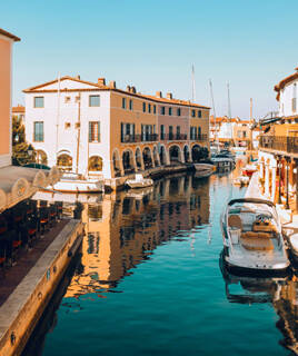 Zeilen over de kanalen Homair