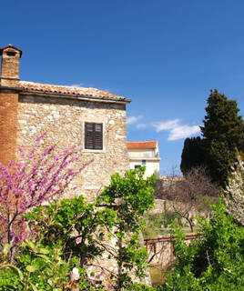 Bezoek de typische dorpjes Homair