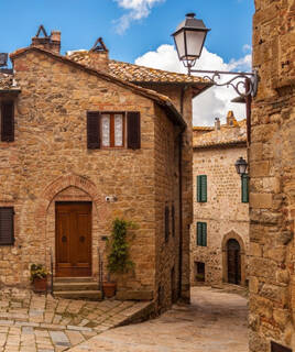 Ontdekken van de historische monumenten van de stad Homair