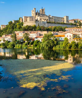 Vue sur Béziers et sa cathédrale