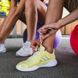 Fitness/stretching near the Campsite San Marino to Lopar Homair