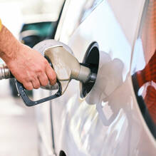 Station essence au Camping Bella Italia à Peschiera Del Garda Homair