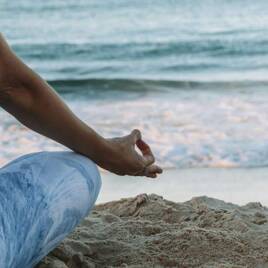 Yoga cerca de Camping San Marino a Lopar Homair