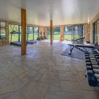 Camping avec salle de sport et fitness