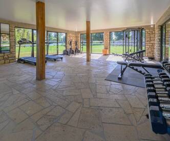 Camping avec salle de sport et fitness