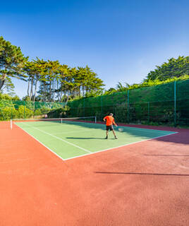 Terrain de tennis