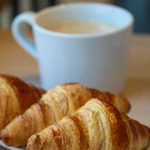 Frühstück bis Campingplatz Le Domaine des Naïades bis Port Grimaud Homair