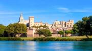 Camping Avignon en het Pausenpaleis