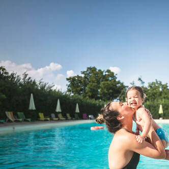 Camping pour bébé et jeunes enfants