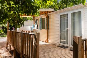 Camping La Nouzarède *** Ardèche foto 2 Homair