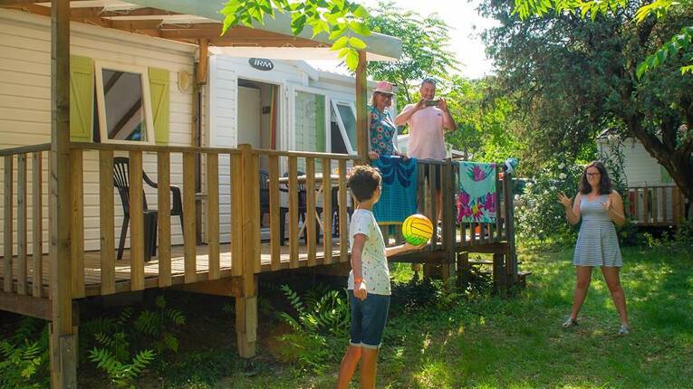 Camping Le Petit Bois **** photo 2 Ardèche Homair