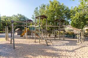 Camping Le Domaine du Cros d'Auzon **** Ardèche foto 3 Homair