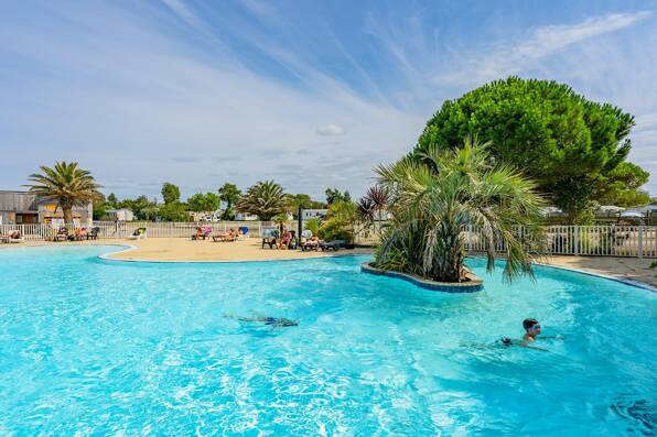 Campsite La Baie de Kernic *** Brittany photo 2 Homair