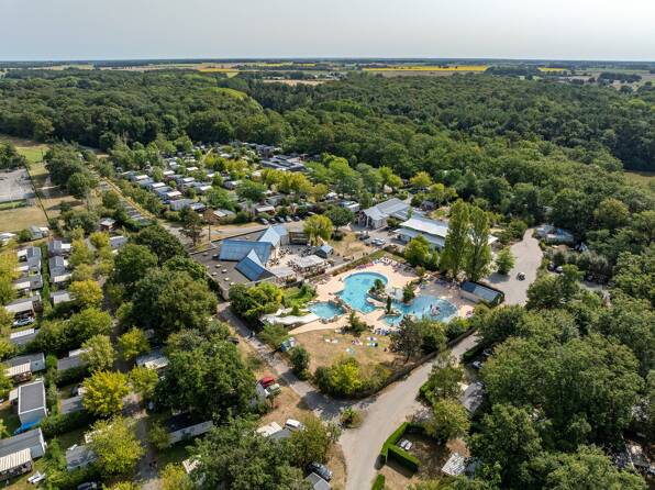 Camping Le Parc de Fierbois ***** Centre-Loirevallei foto 1 Homair