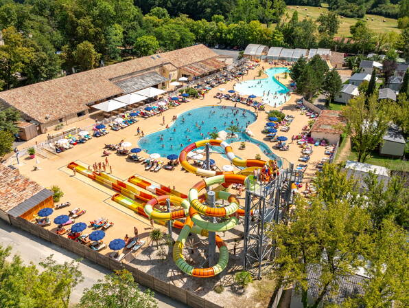 Camping Château de Fonrives ***** Dordogne - Périgord photo 1 Homair