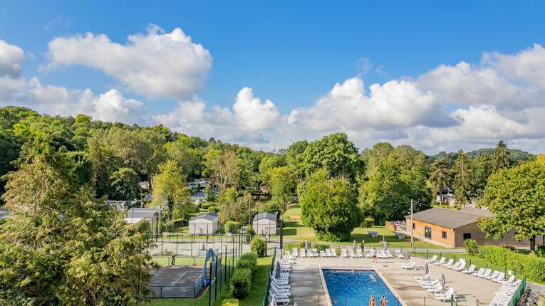 Camping Le Grand Paris **** photo 1 Ile-de-France Homair