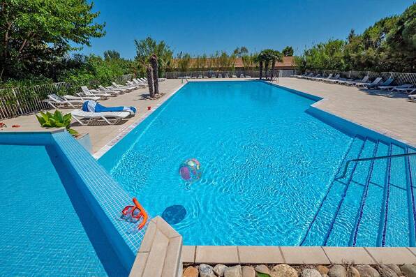 Camping Les Fontaines *** Languedoc Roussillon foto 1 Homair