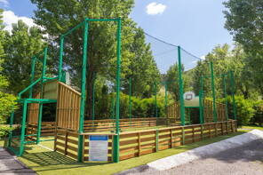 Campsite Château de l'Hom **** Languedoc Roussillon photo 3 Homair