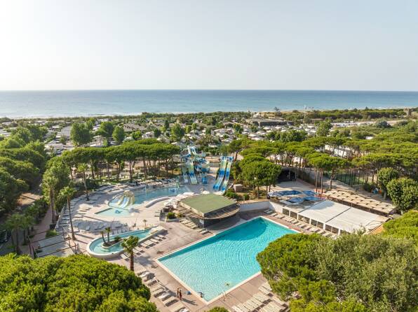 Campsite Le Castellas **** Languedoc Roussillon photo 1 Homair