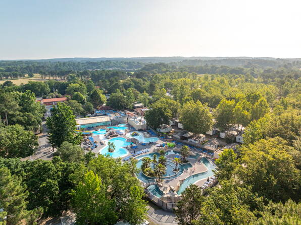 Camping Lou Pignada ***** Landas foto 1 Homair