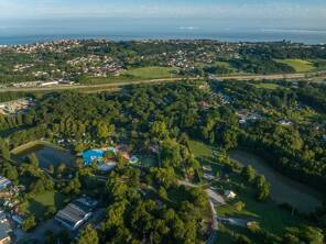 Camping Le Ruisseau des Pyrénées ***** Baskenland foto 5 Homair