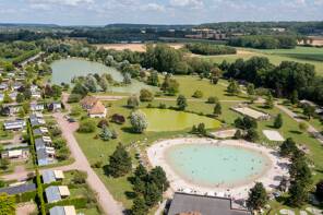 Campsite La Croix du Vieux Pont, France, Picardy, Berny-Rivière