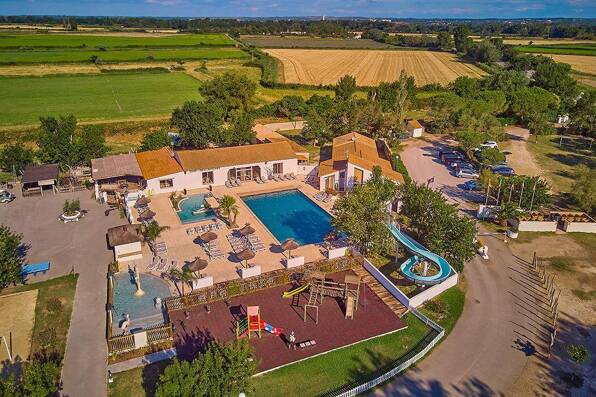 Camping Crin Blanc *** Provence Côte d'Azur foto 4 Homair