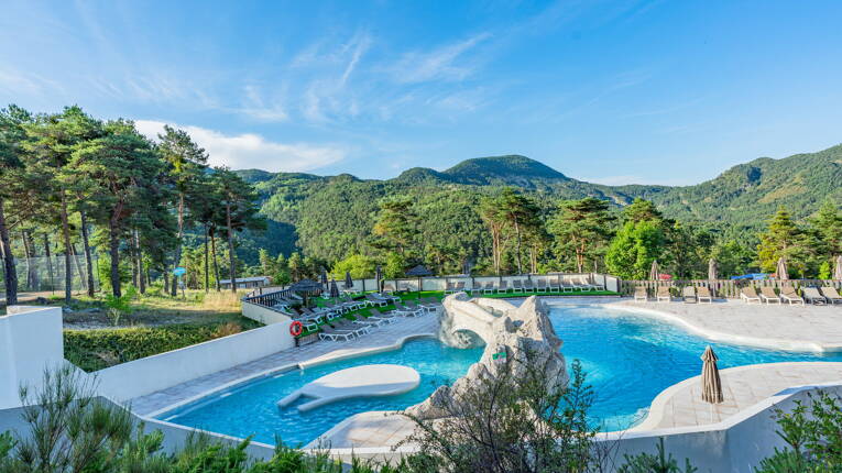 Camping Les Collines de Castellane **** photo 2 Provence Côte d'Azur Homair