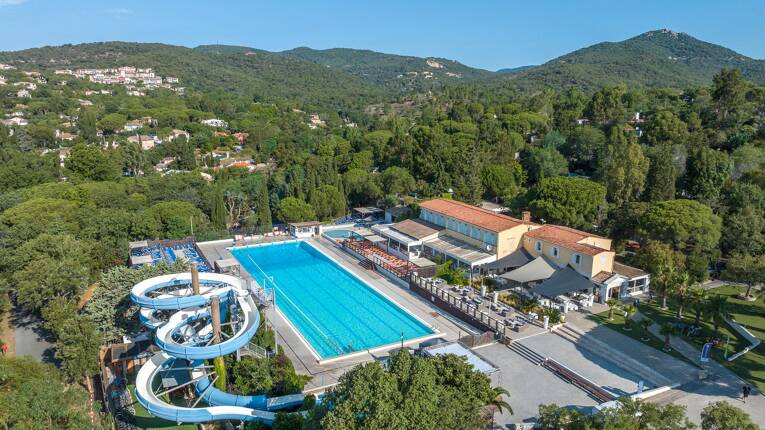 Camping Le Domaine des Naïades ***** photo 1 Provence Côte d'Azur Homair