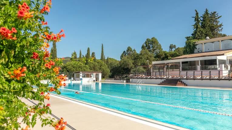 Camping Le Domaine des Naïades ***** photo 2 Provence Côte d'Azur Homair