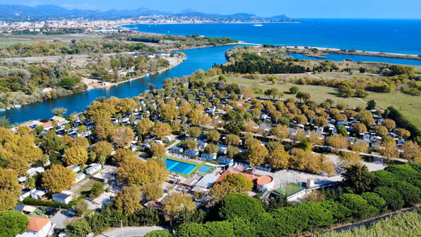 Campingplatz La Plage d'Argens **** Provence Côte d'Azur Foto 1 Homair