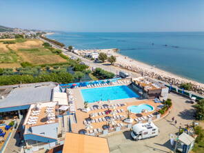 Camping Roseto degli Abruzzi *** Abruzzes photo 2 Homair