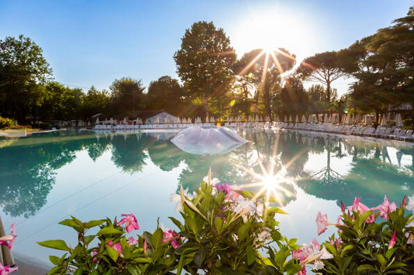 Campingplatz Hu Altomincio Village **** Gardasee Foto 1 Homair