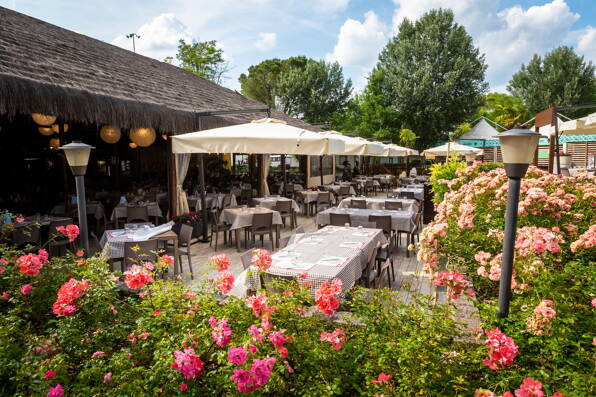 Campingplatz Hu Altomincio Village **** Gardasee Foto 4 Homair