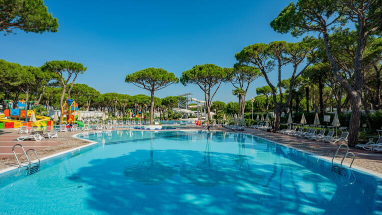 Campeggio Residence Village ***** foto 1 Veneto Homair