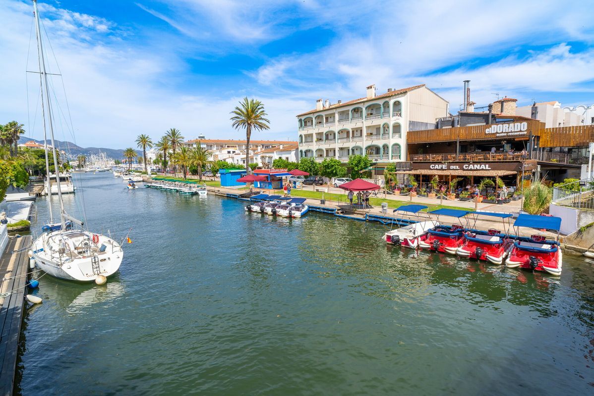 Campsite Castell Mar, Spain, Costa Brava, Empuriabrava